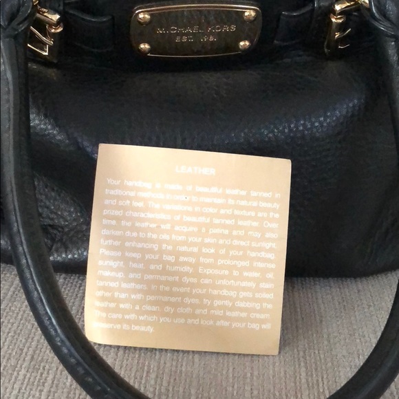 Michael KORS purse - Picture 7 of 8